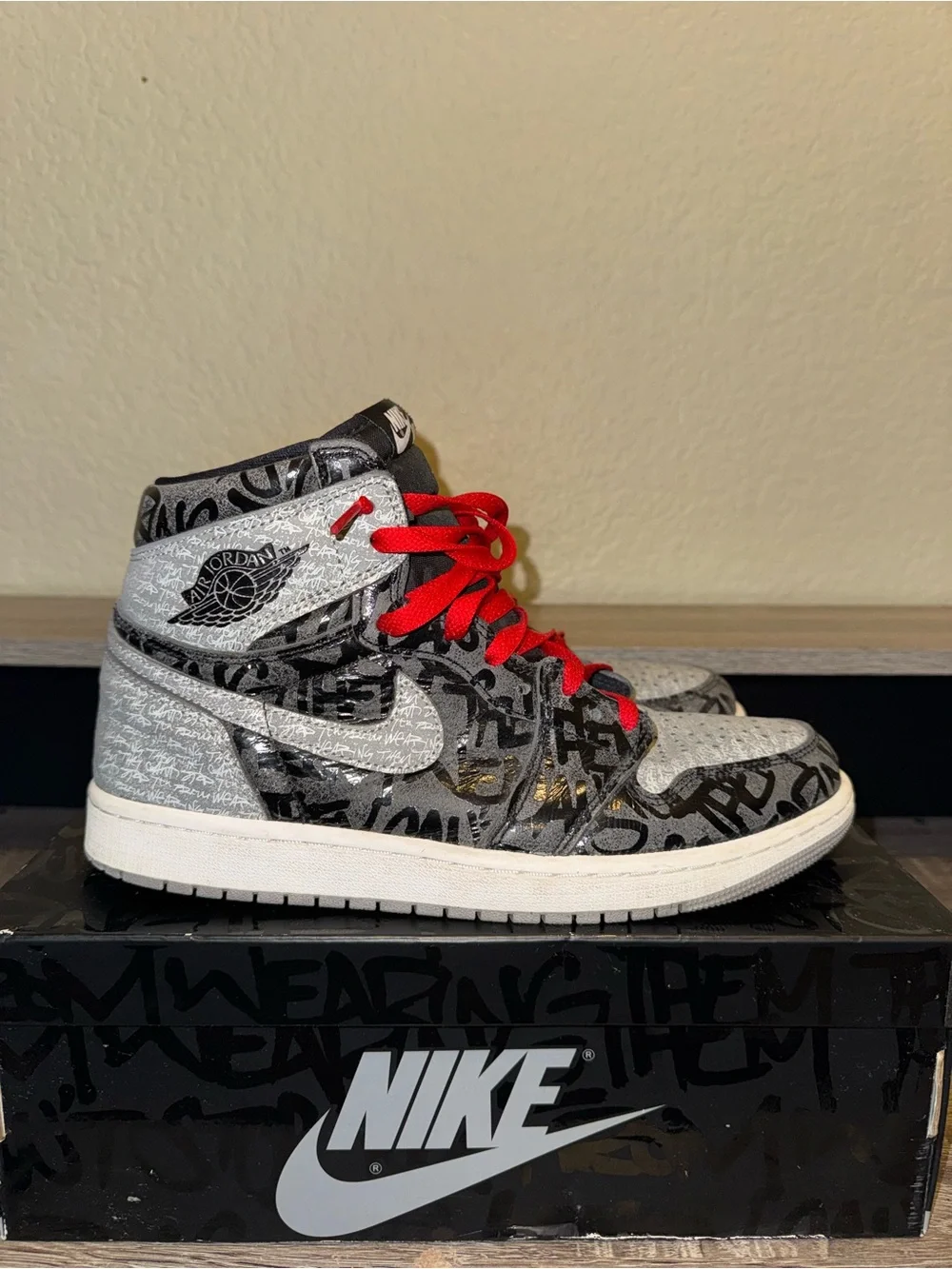 Air Jordan 1 High OG Rebellionaire US 9 (OG Box and Black Lace included)